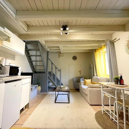 "Sainte Valiere", Appartement Calme Sur Cour Privative, Невер Екстер'єр фото