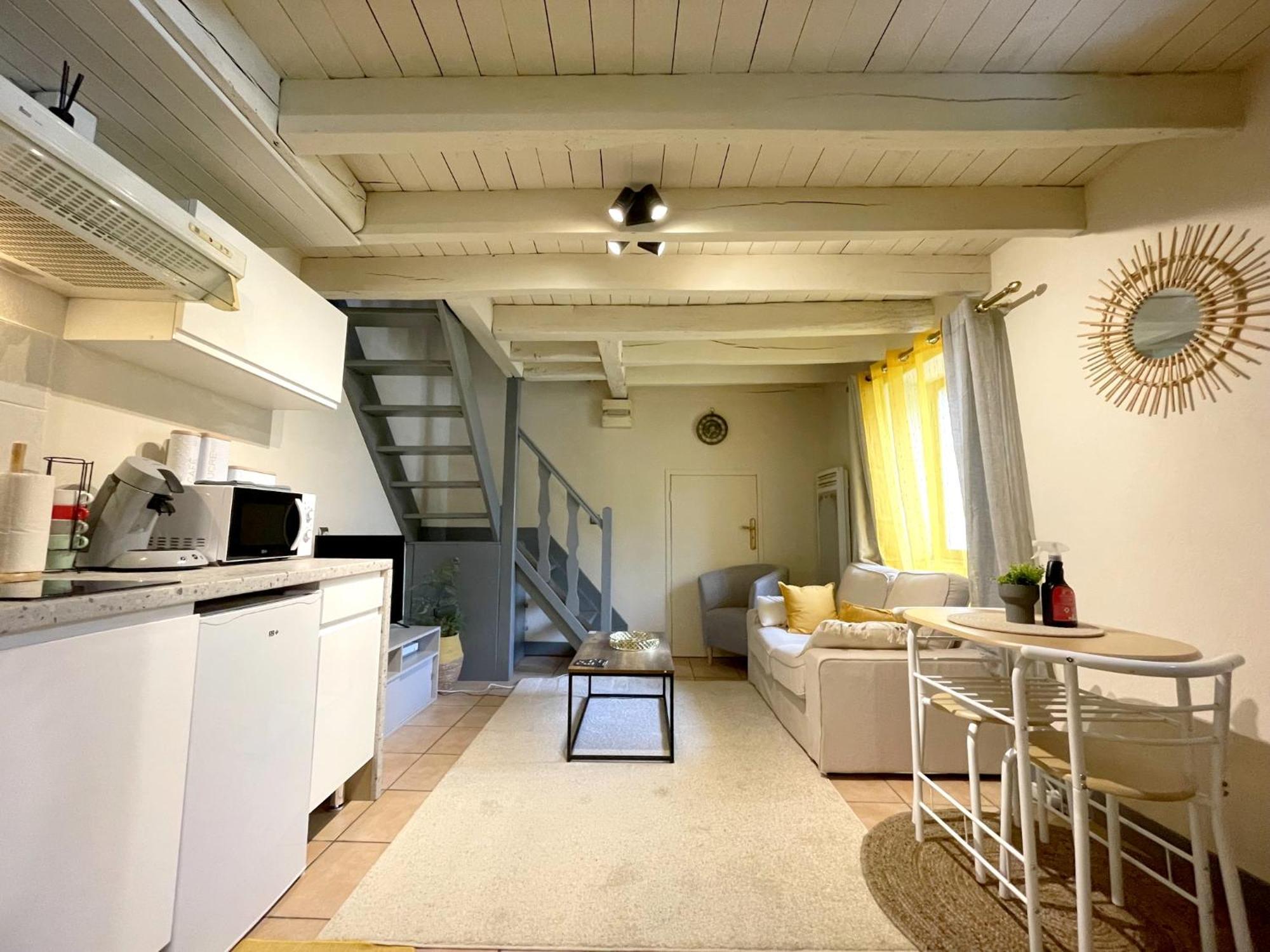 "Sainte Valiere", Appartement Calme Sur Cour Privative, Невер Екстер'єр фото