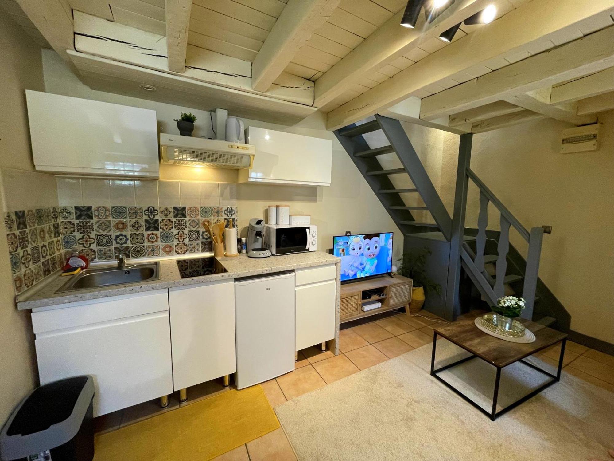 "Sainte Valiere", Appartement Calme Sur Cour Privative, Невер Екстер'єр фото